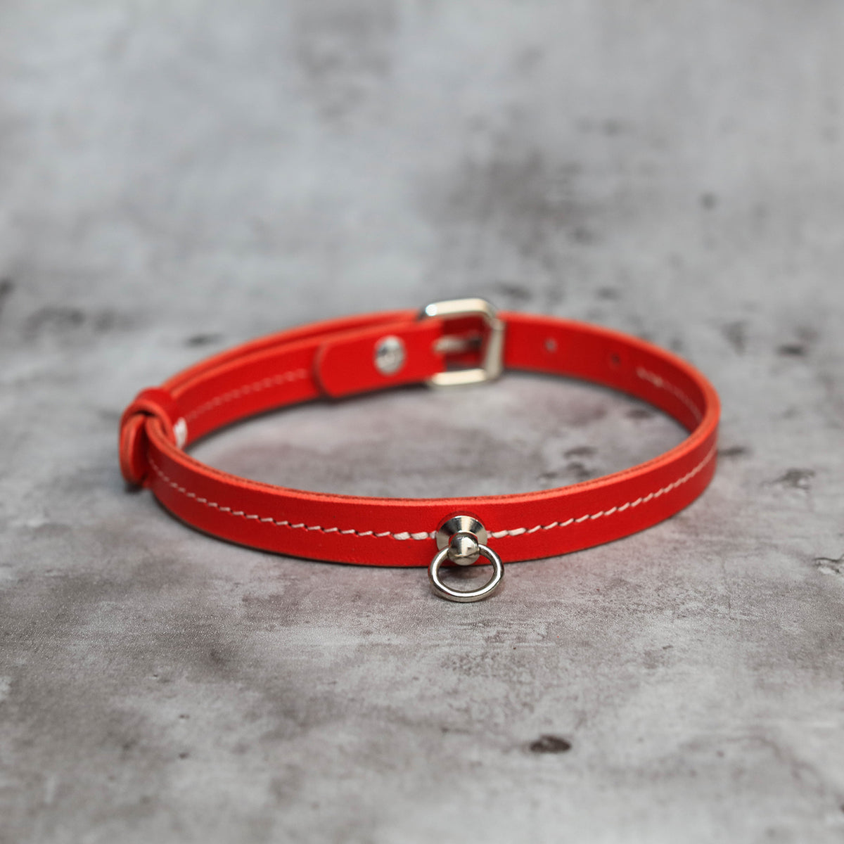 Saddle Stitching Veg-tanned Leather BDSM Collar Red