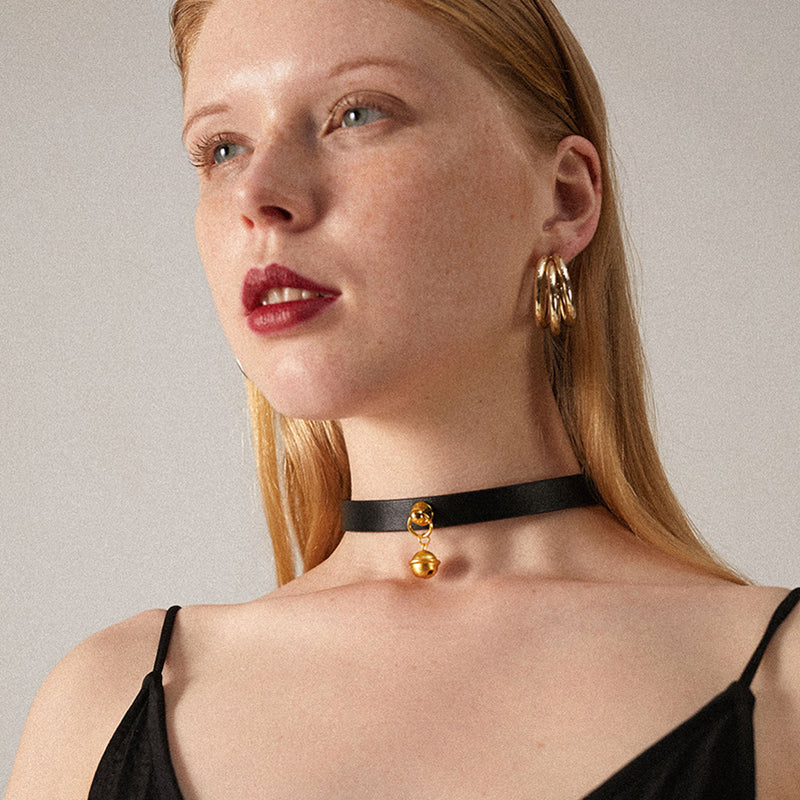 Minimalist Cowhide Leather BDSM Collar with Sterling Silver Bell and Leash Black&Red