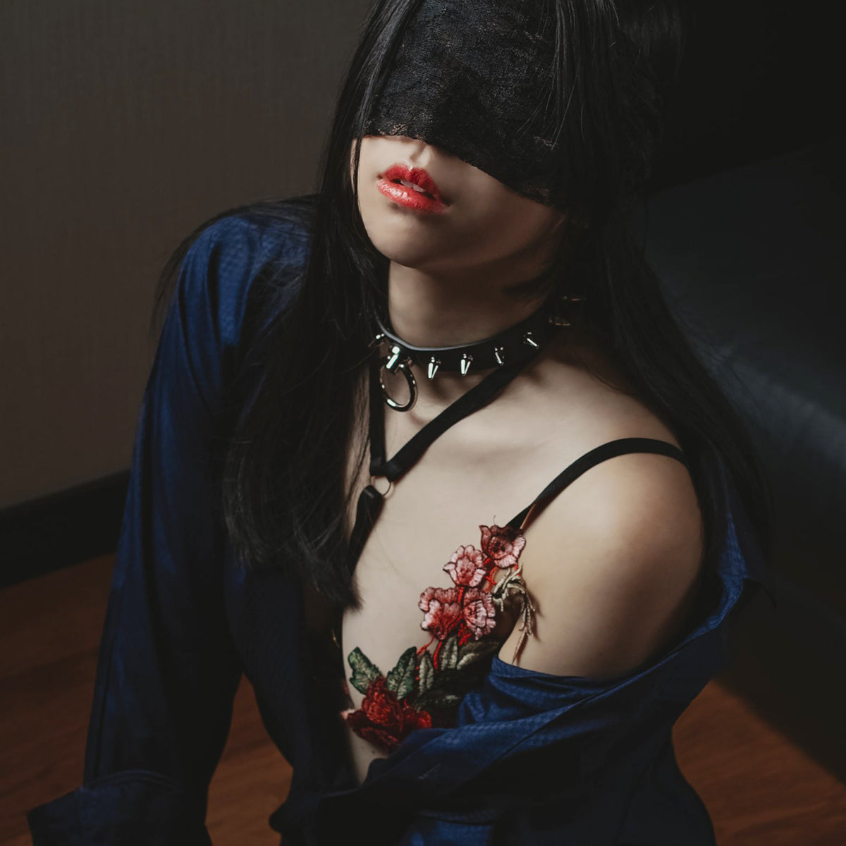 Spiked Rivets Real Leather BDSM Collar with Leash