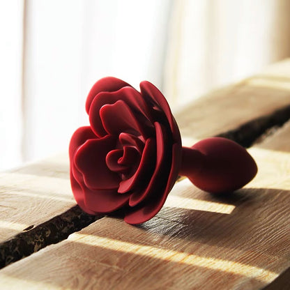 Lovely Open Rose Silicone Butt Plug Red/Black