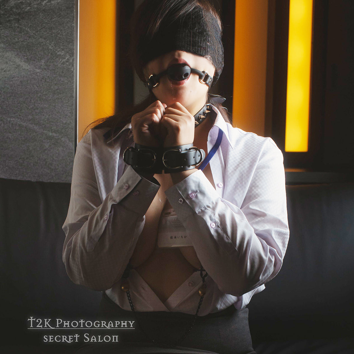 Minimalist Black Linked Faux Leather Wrist Cuffs with D-Ring