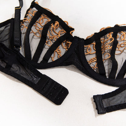 Black&Gold Chain Lace Lingerie Set – Luxury Seductive 3-Piece Garter Set